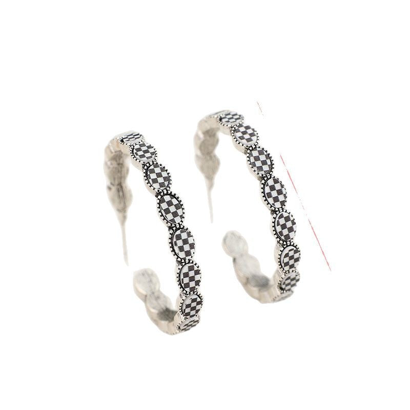 Vintage Cross Acrylic Earrings - product image 5