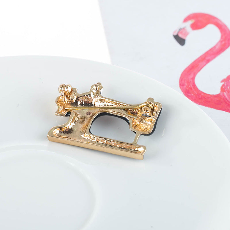 Vintage Brooch - product image 4