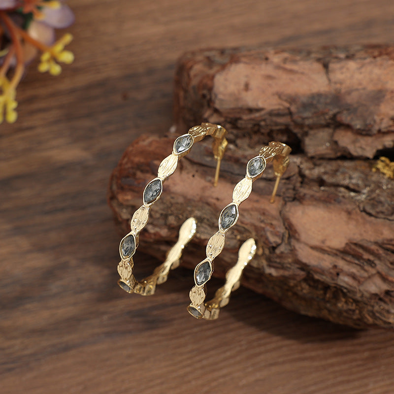 Vintage Earrings - product image 4