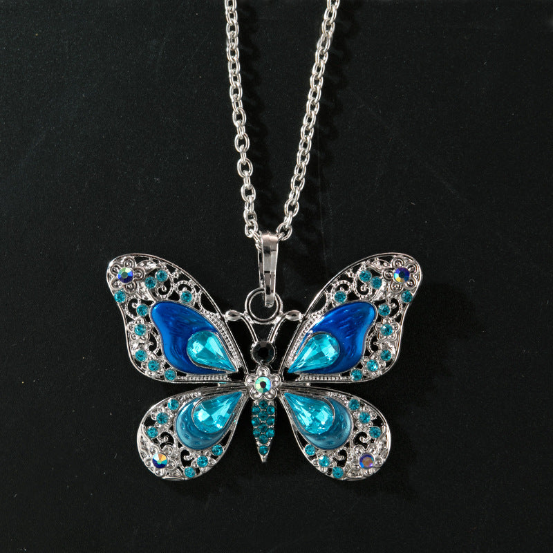 Vintage Butterfly Necklace - product image 2