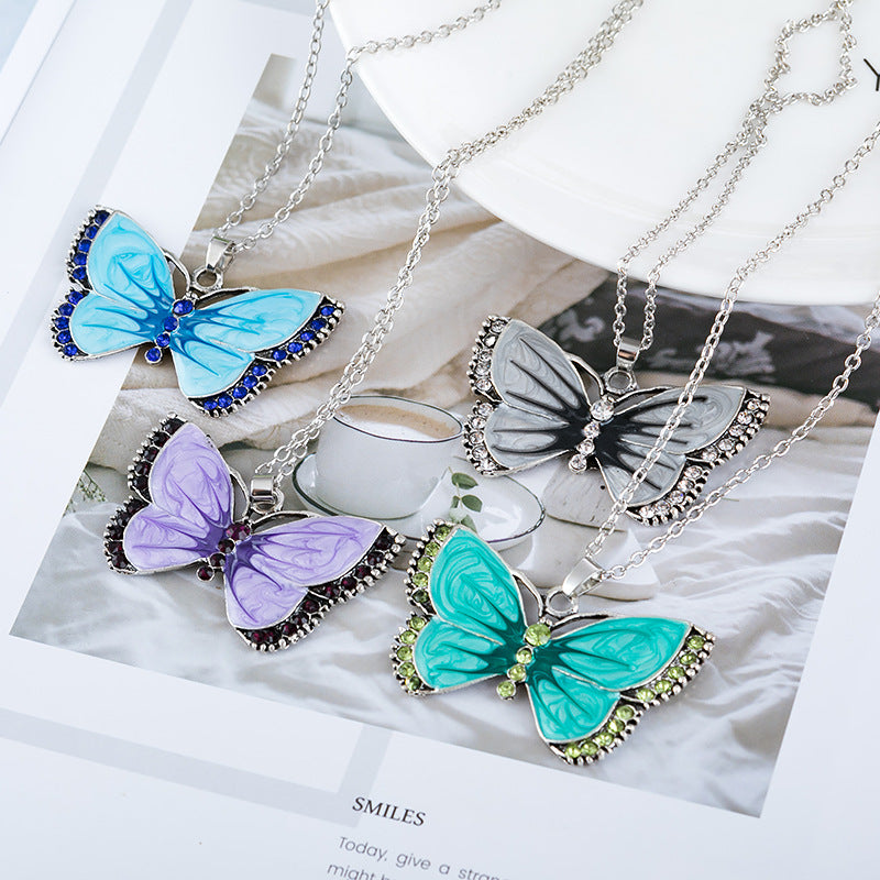 Vintage Butterfly Necklace - product image 3