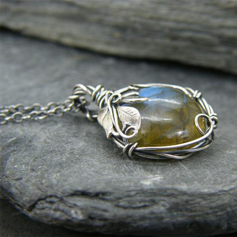 Vintage Moon Necklace for Women - product image 8