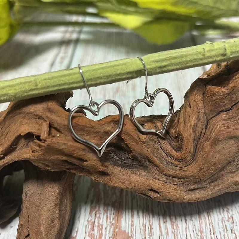 Vintage Heart Cross Earrings - product image 10