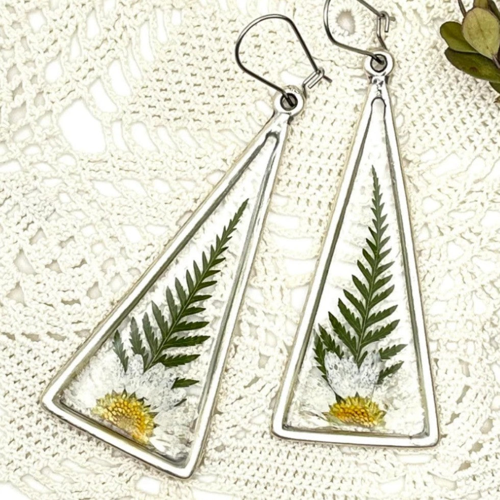 Vintage Geometric Floral Cross Resin Earrings - product image 1