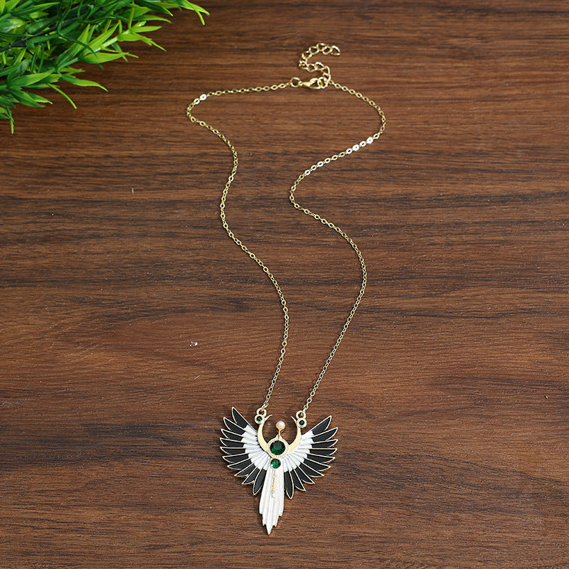 Vintage Moon Necklace - product image 9