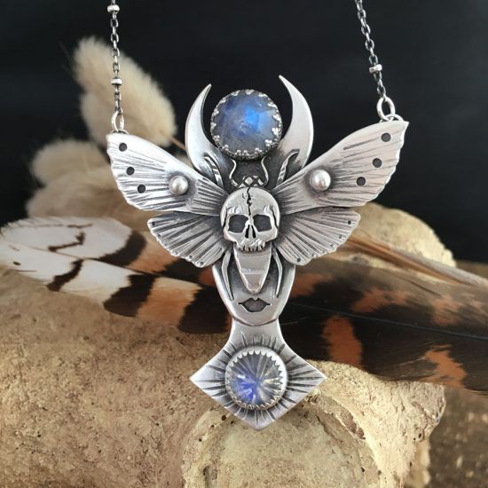 Vintage Statement Moon Necklace - product image 3