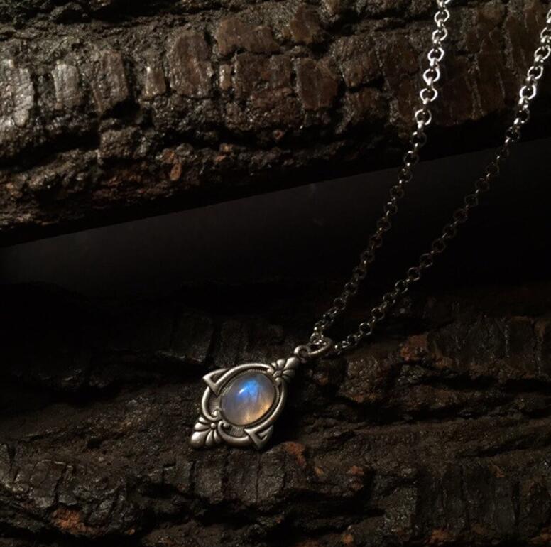 Boho Vintage Moon Necklace - product image 2