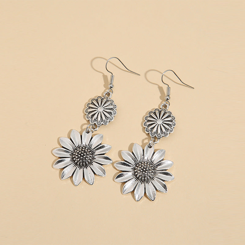 Vintage Floral Earrings for Women - product image 4