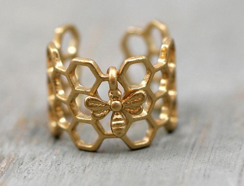 Geometric Cross Bee Ring - product image 1