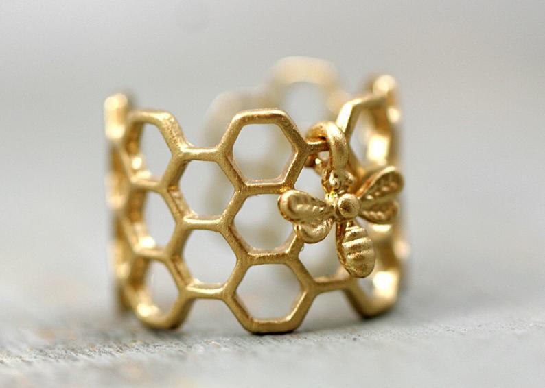 Geometric Cross Bee Ring - product image 2