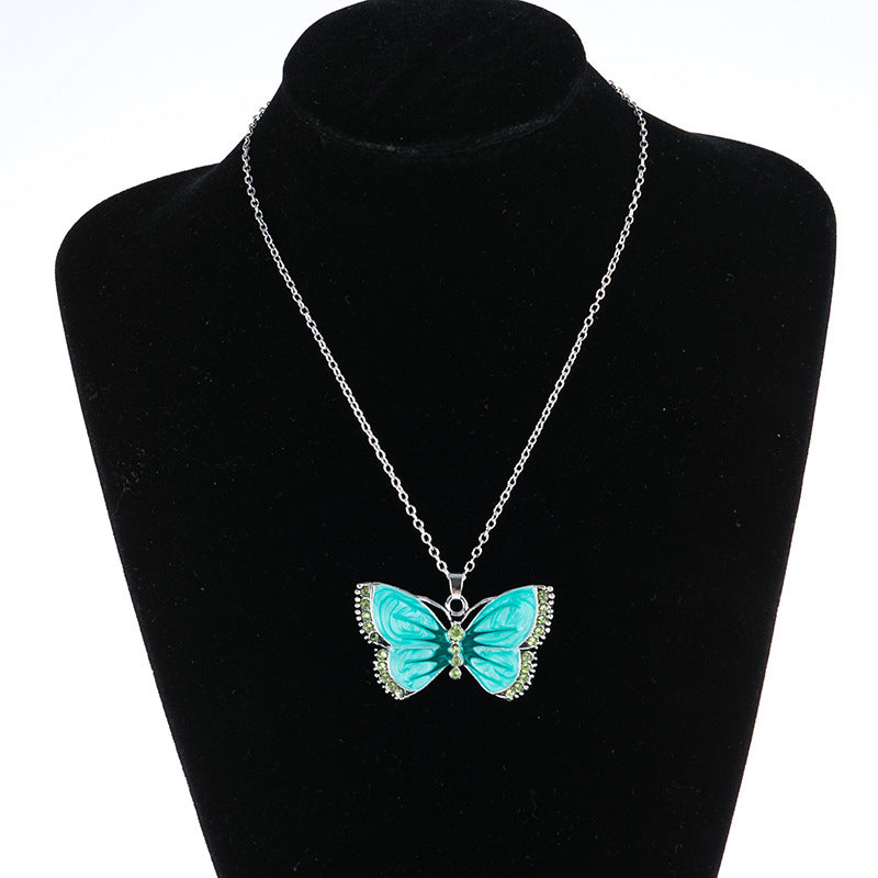 Vintage Butterfly Necklace - product image 23