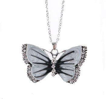 Vintage Butterfly Necklace - product image 11