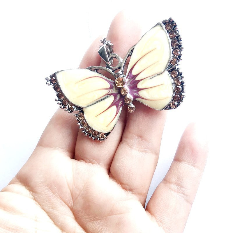 Vintage Butterfly Necklace - product image 19