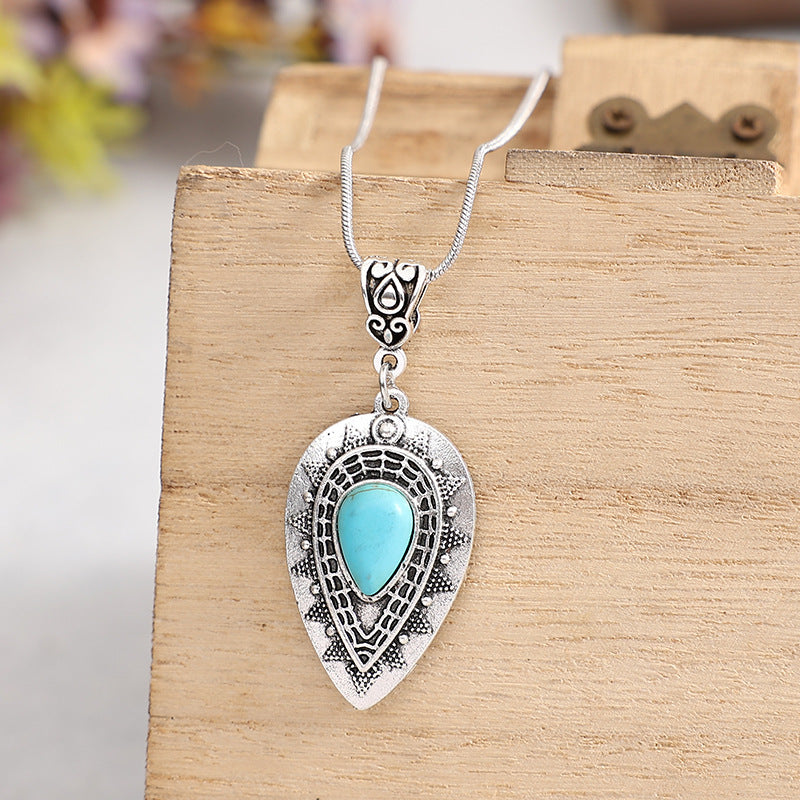 Turquoise Boho Vintage Necklace - product image 4