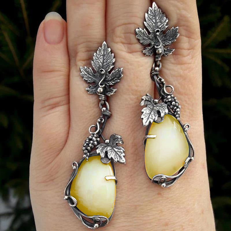 Metal Grape Vine Leaf Earrings Inlaid with Teardrop-shaped Cat's Eye Stone - product image 10