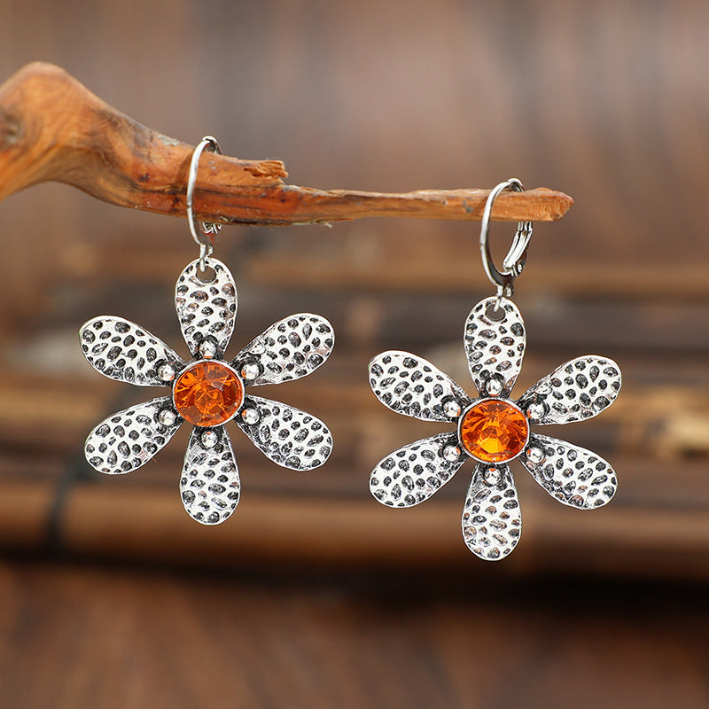 Vintage Floral Earrings - product image 2