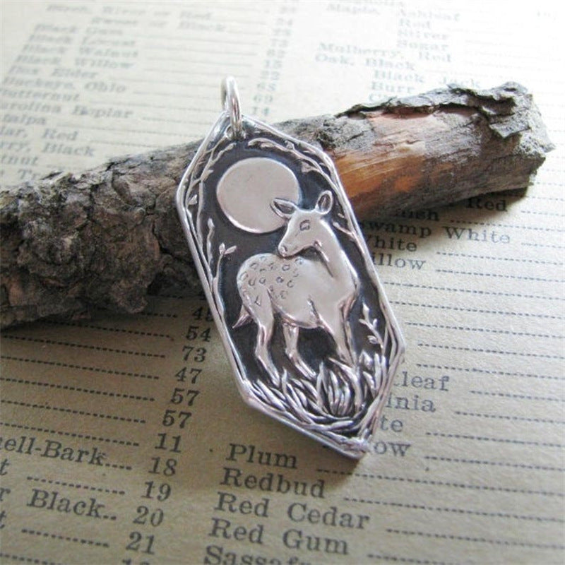 Vintage Moon Necklace for Women - product image 3