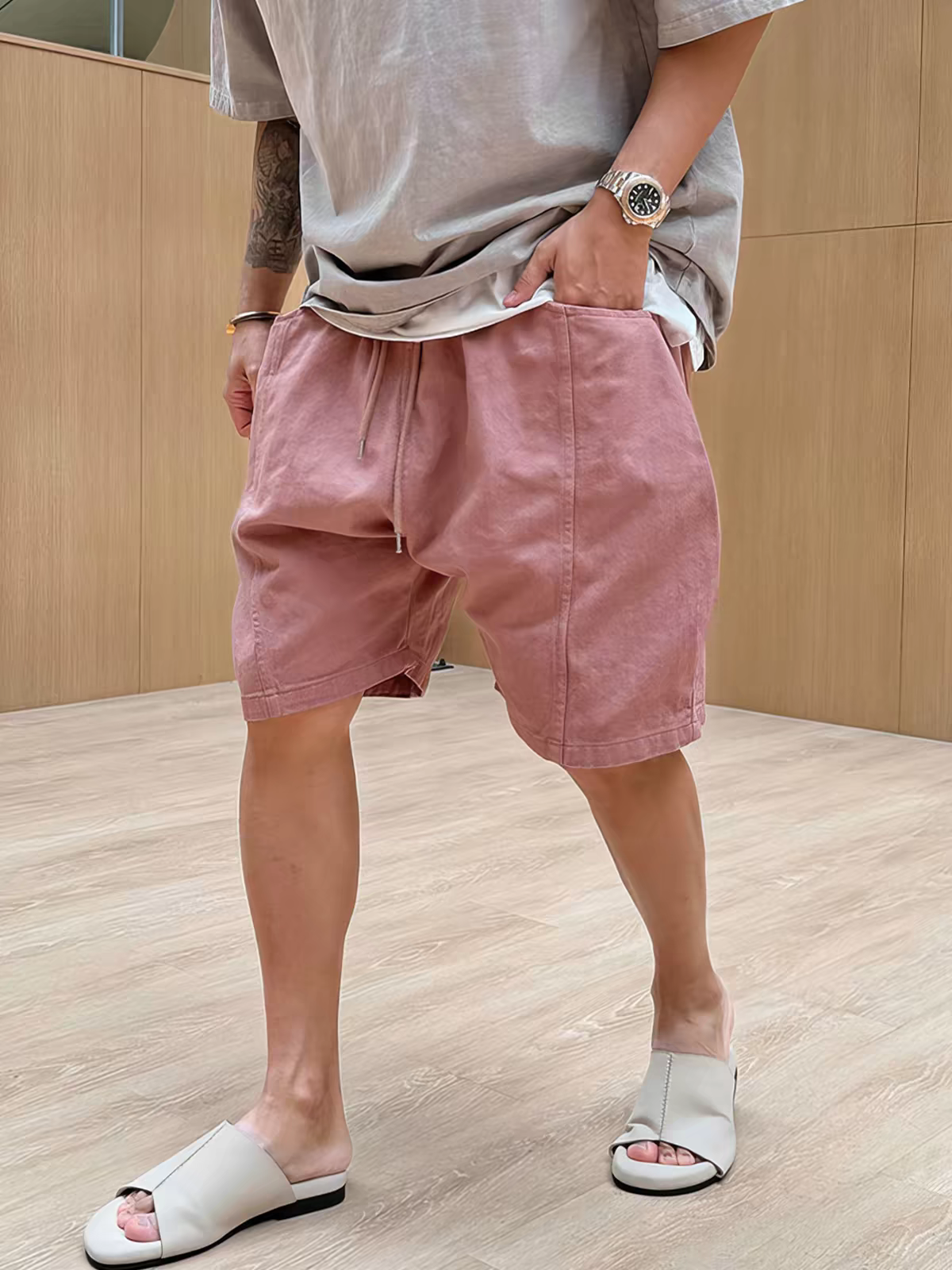 Men's Dopamine Pink Denim Shorts, Lazy Loose Five-inch Shorts for Summer Beach Vacation Style