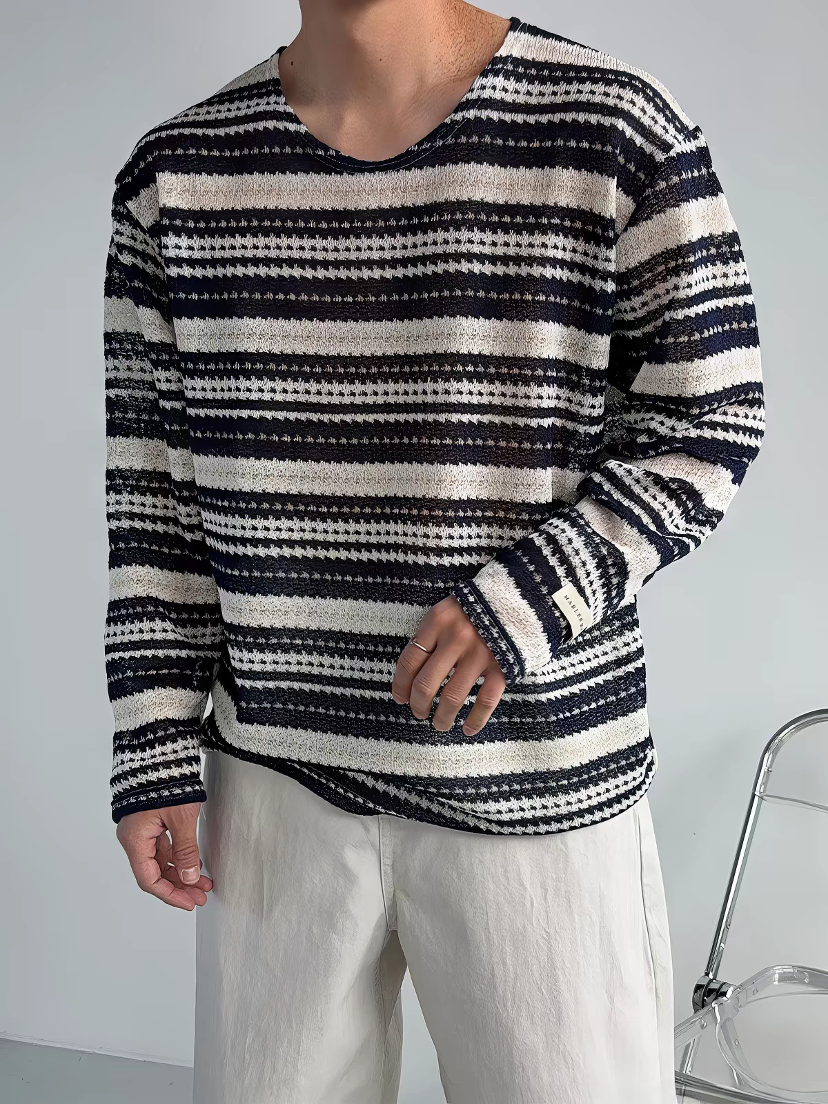 Men's Black and White Striped Long Sleeve T-shirt, Korean Lazy-style Loose Sun Protection Knit Top for Summer
