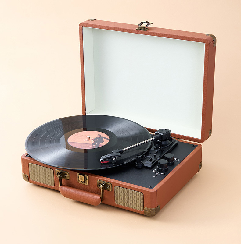 Auryvox Heritage VT-80: A Portable Suitcase Turntable with Built-in Speakers for Authentic Vinyl Playback