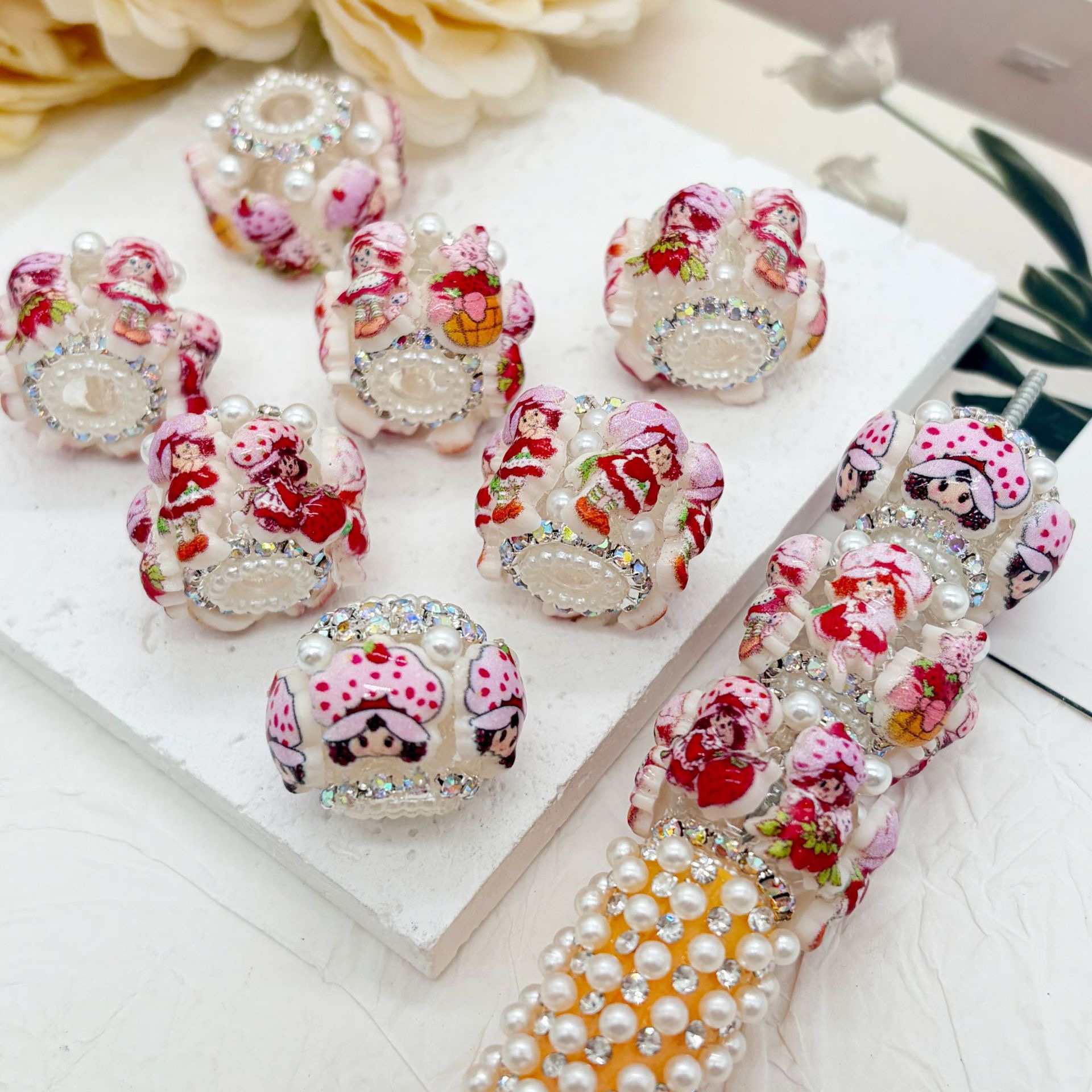 Strawberry Girl Printed Spacer Beads, Pearl Rhinestone Craft Beads for DIY Pen Making & Jewelry Accessories
