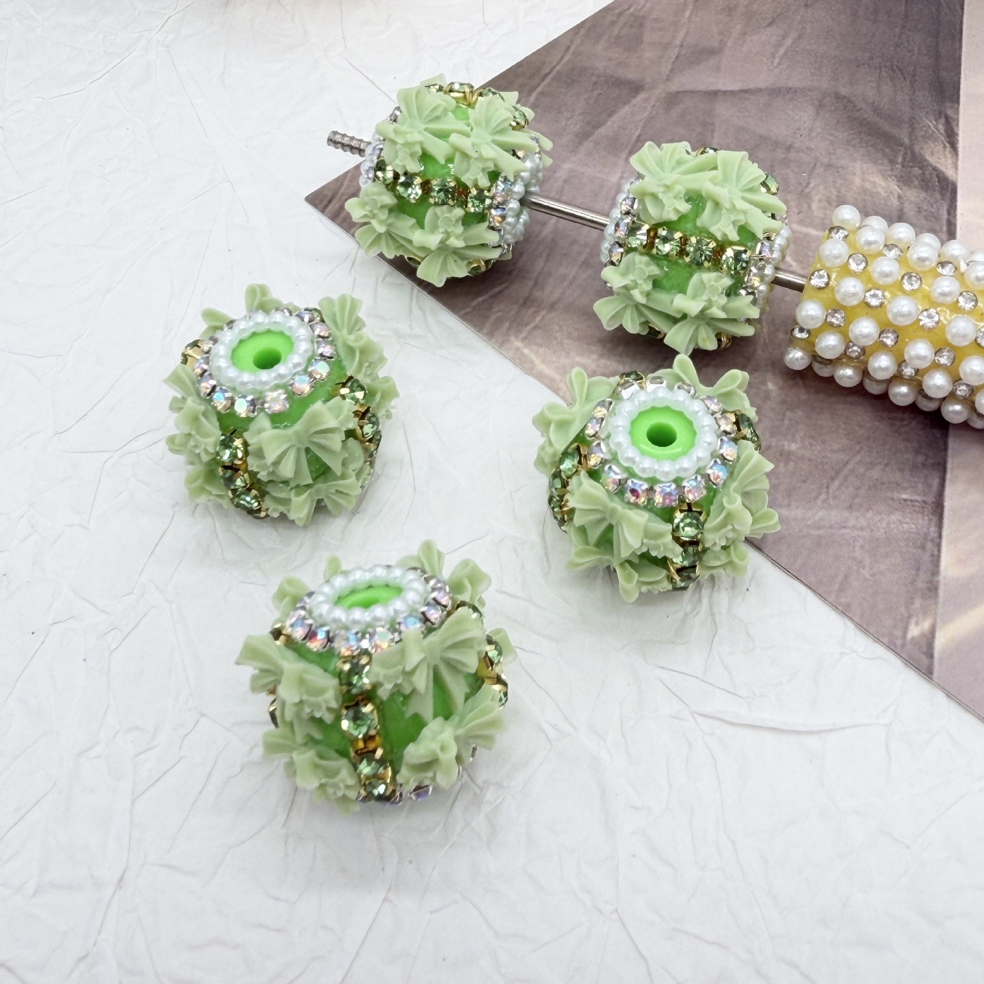 3D Bow Rhinestone Barrel Spacer Beads, Pearl Trim Craft Beads for DIY Pen Making & Jewelry Accessories
