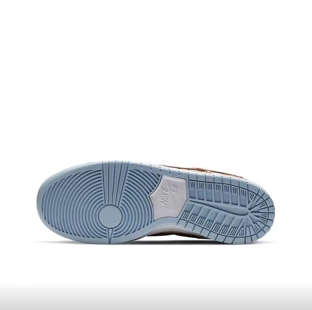 大人気のスタイル、数量限定発売 Nike SB Dunk Low Pro Qs "Street Hawker"