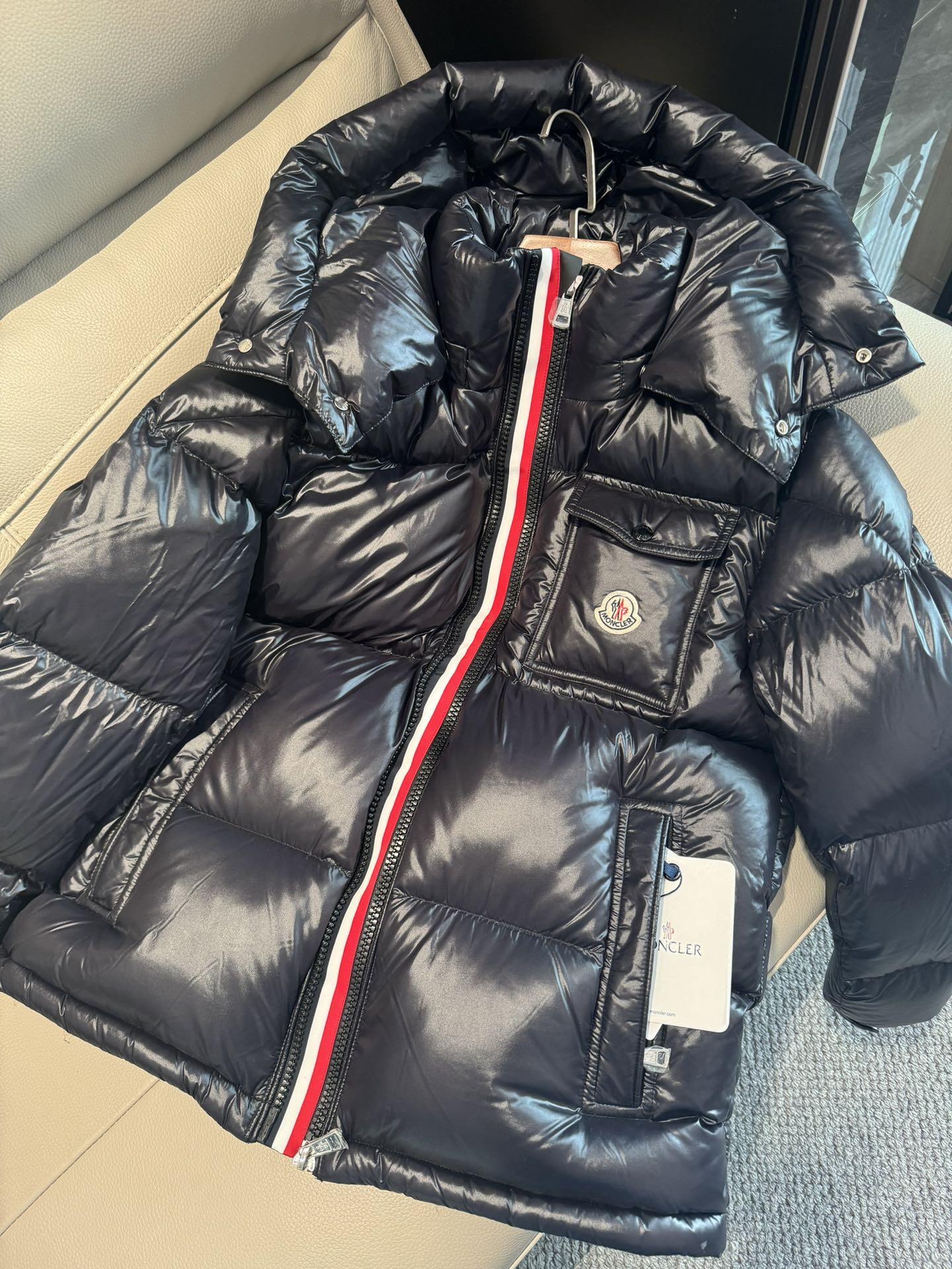 【限定新モデル】MONCLER Montbeliard ダウンジャケット