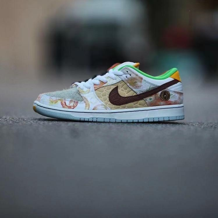 大人気のスタイル、数量限定発売 Nike SB Dunk Low Pro Qs "Street Hawker"