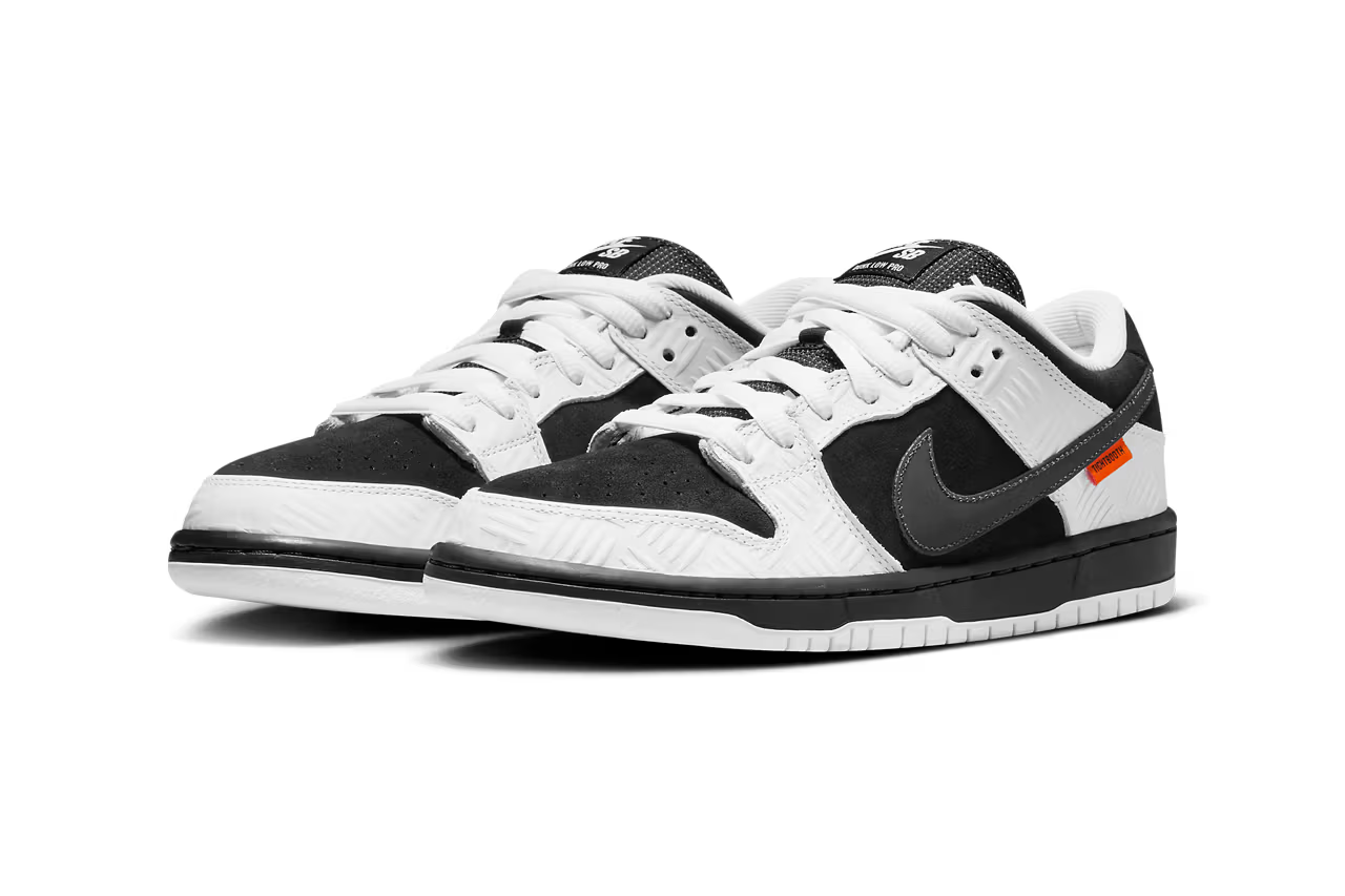 TIGHTBOOTH × Nike SB Dunk Low "White/Black"