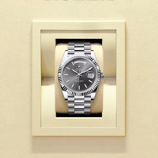 デイデイト 40 | オイスター、40 mm、プラチナ  リファレンス 228236-0013