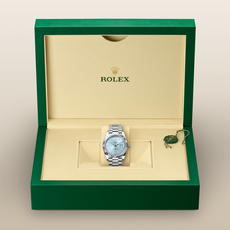 デイデイト 40 | オイスター、40 mm、プラチナ  リファレンス 228236-0018