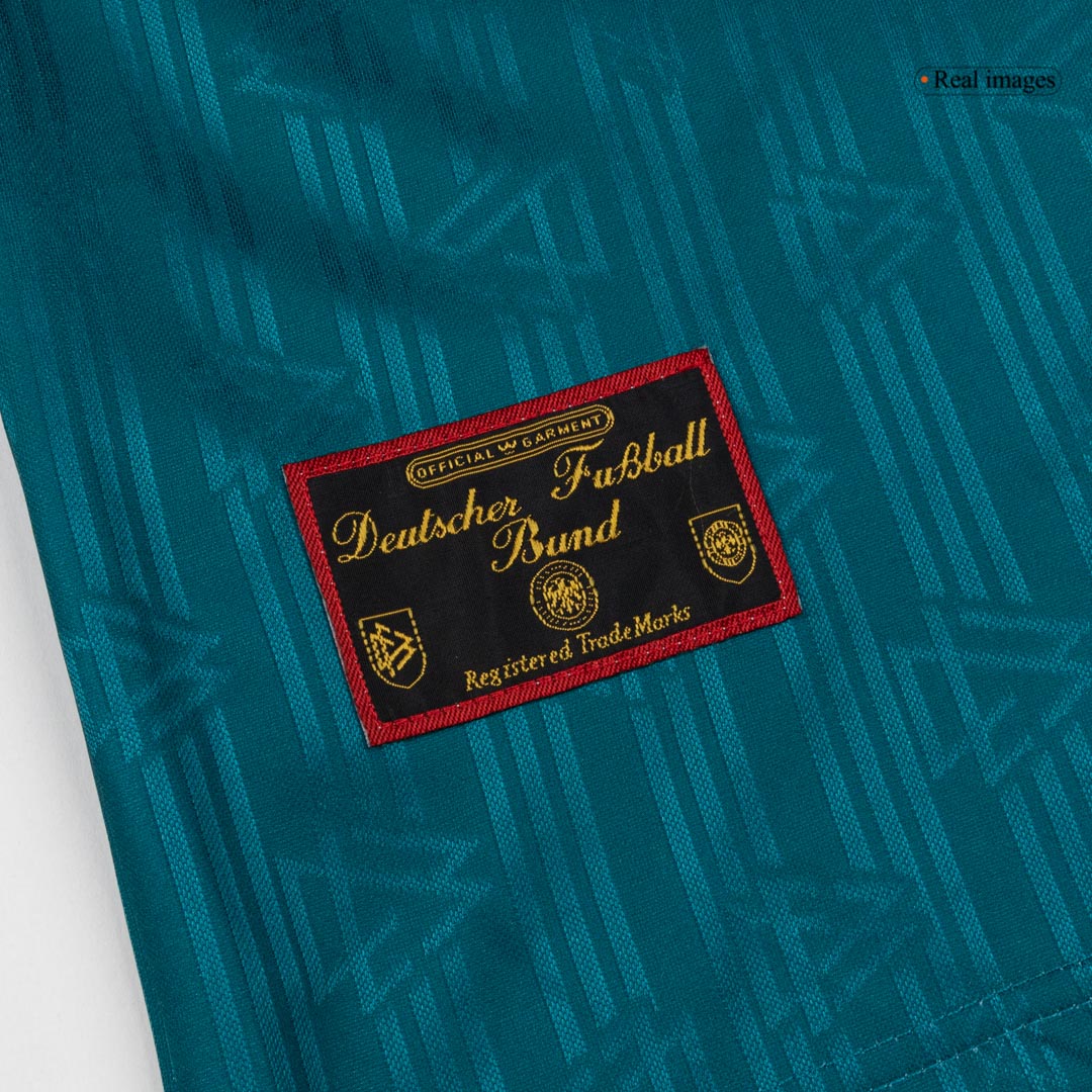 Retro Germany Mens Away Soccer Jersey 1996/97 Green