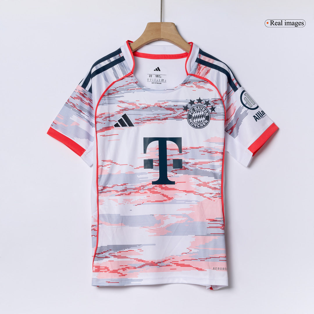 Bayern Munich Kids Away Soccer Full Set 2025/26 White