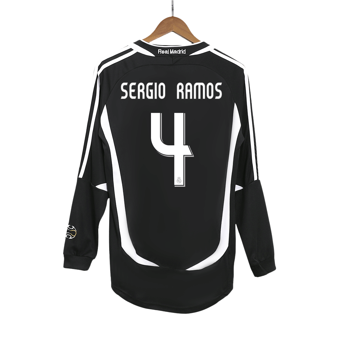 Retro SERGIO RAMOS #4 Real Madrid Mens Away Long Sleeve Soccer Jersey 2006/07 Black