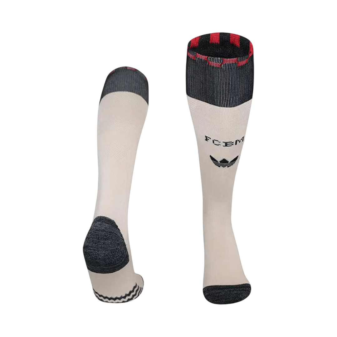 Bayern Munich Kids Soccer Socks 2025/26 Beige [PREMIUM]