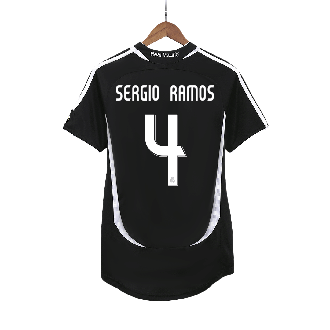 Retro SERGIO RAMOS #4 Real Madrid Mens Away Soccer Jersey 2006/07 Black