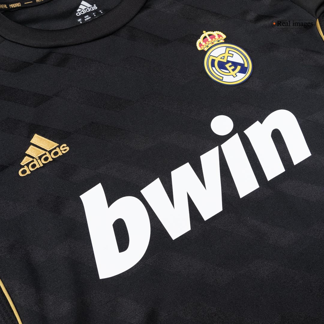 Retro Real Madrid Mens Away Long Sleeve Soccer Jersey 2011/12 Black
