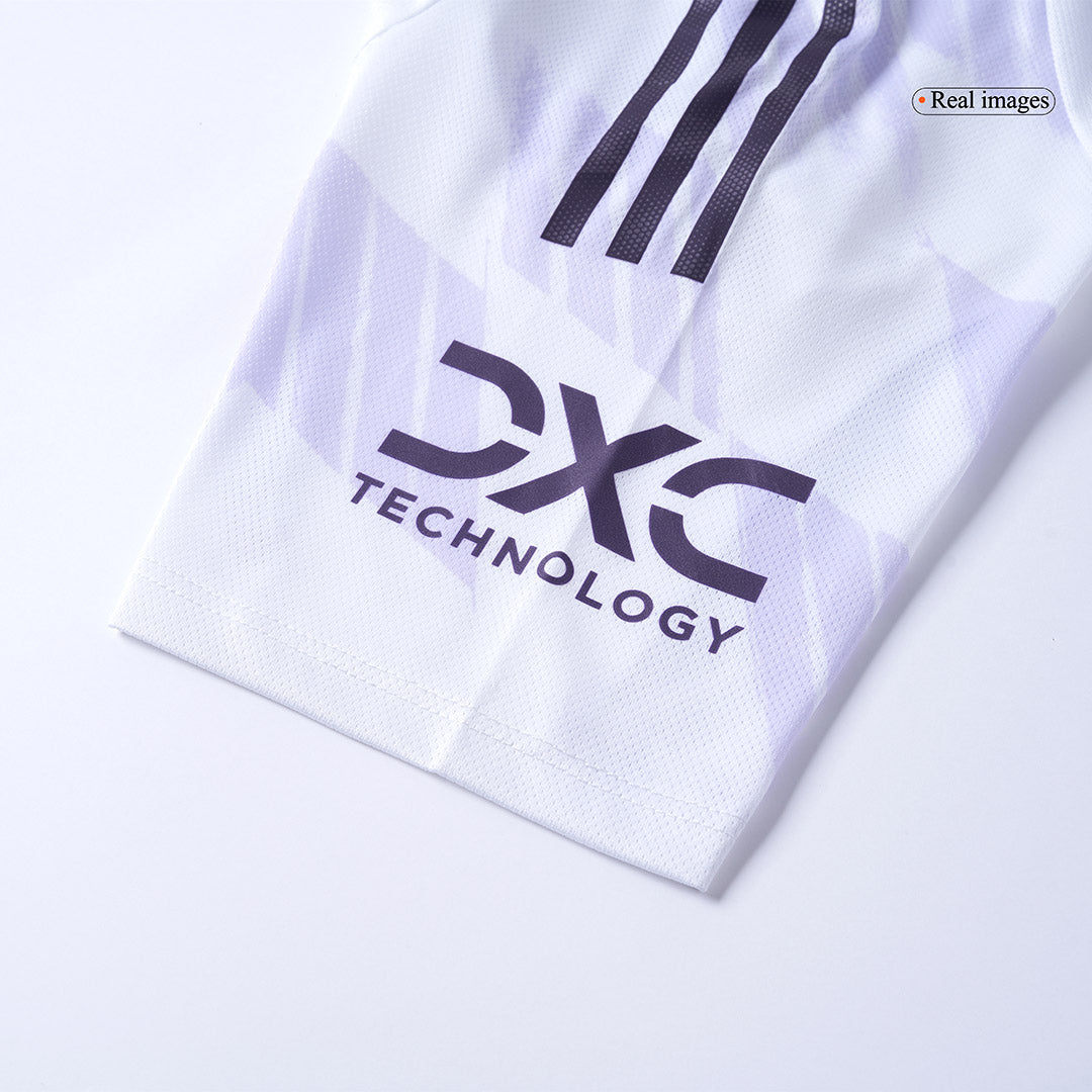 B.FERNANDES #8 Manchester United Mens Away Soccer Jersey 2025/26 White - Player Version