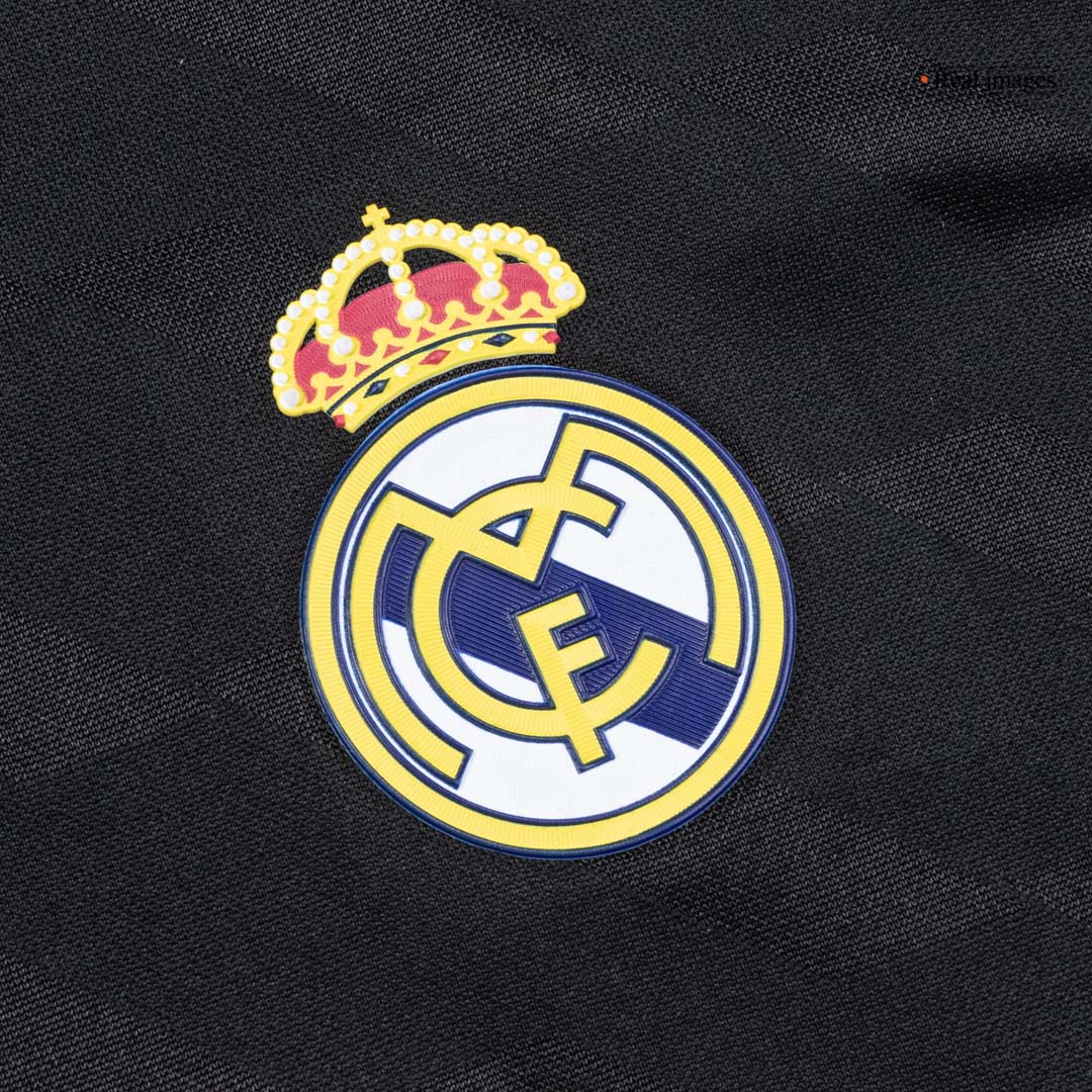 Retro Real Madrid Mens Away Long Sleeve Soccer Jersey 2011/12 Black