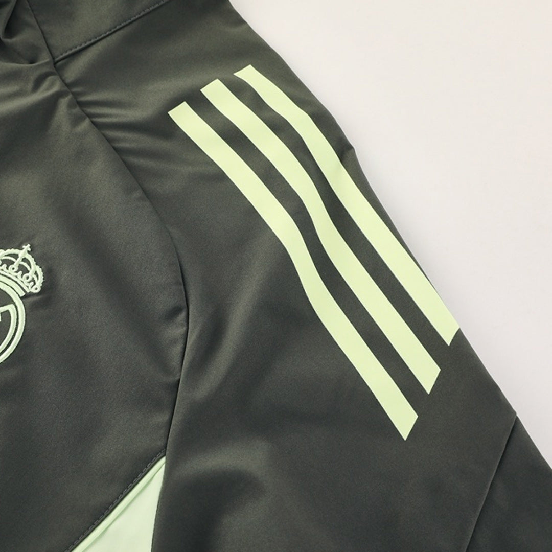 Real Madrid Mens Windbreaker Jacket 2025/26 Green