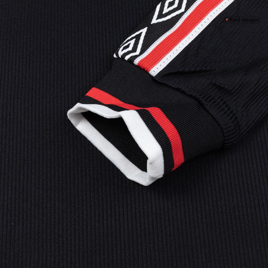 Retro Manchester United Mens Away Long Sleeve Soccer Jersey 1998 Black