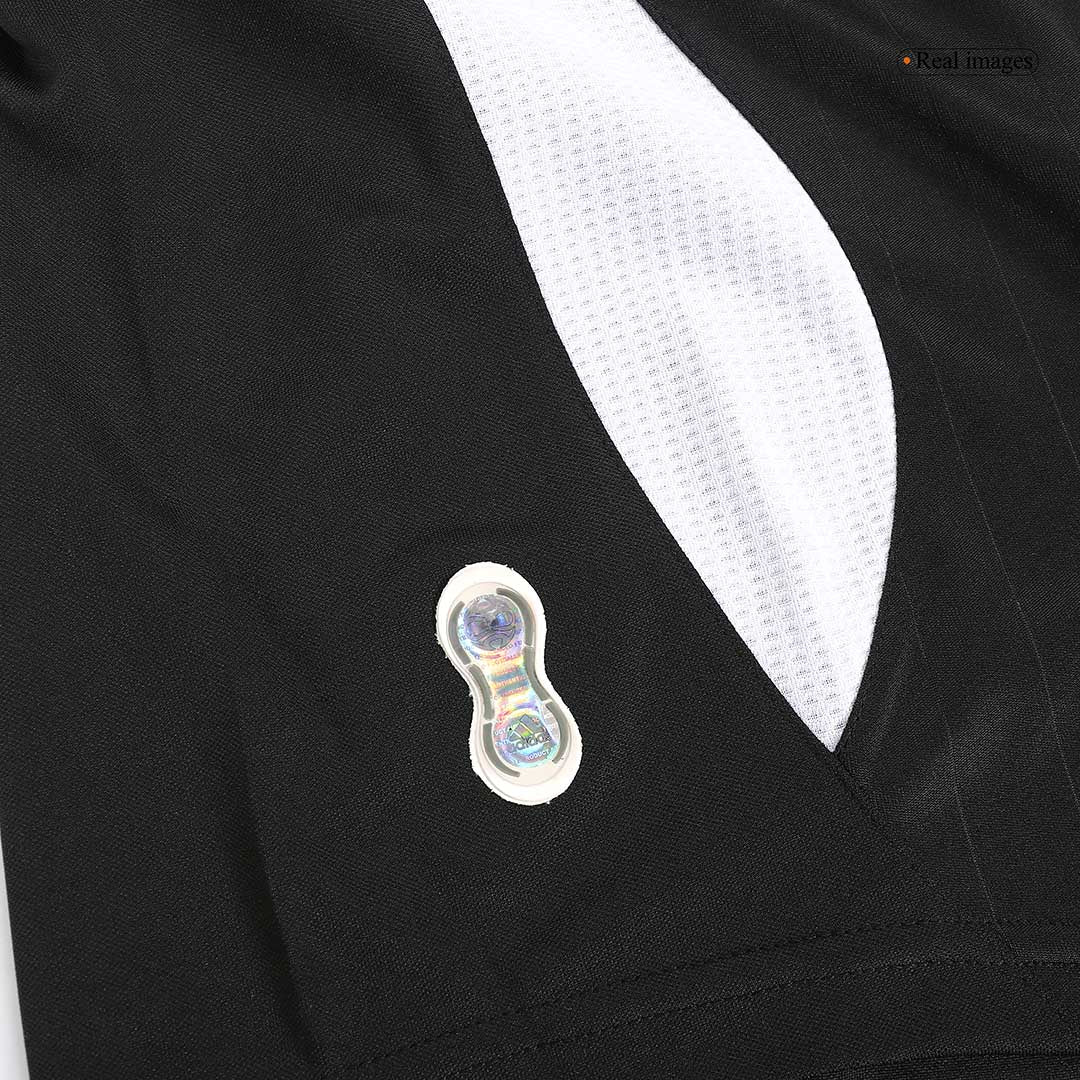 Retro Real Madrid Mens Away Soccer Jersey 2006/07 Black