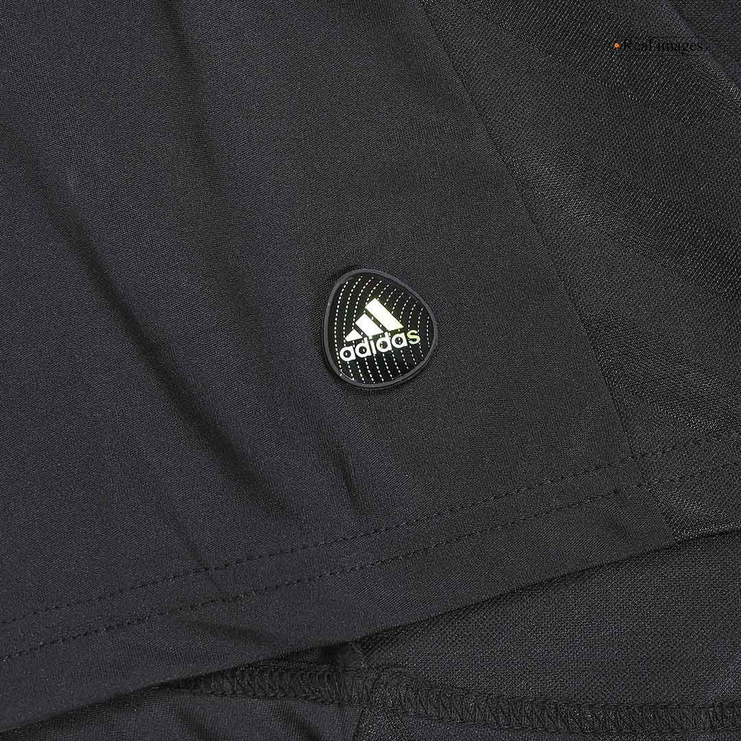 Retro Real Madrid Mens Away Soccer Jersey 2011/12 Black