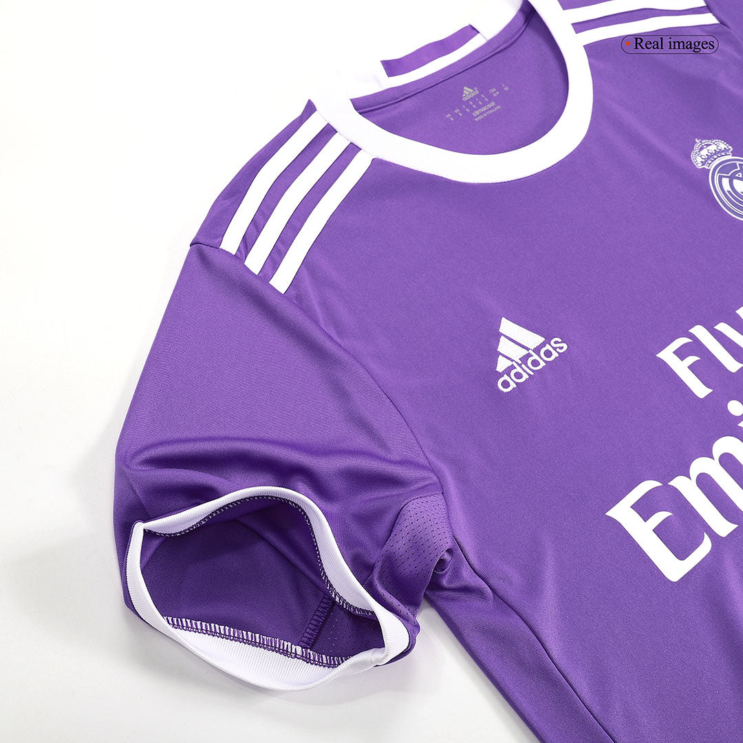 Retro MODRIĆ #19 Real Madrid Mens Away Soccer Jersey 2016/17 Purple