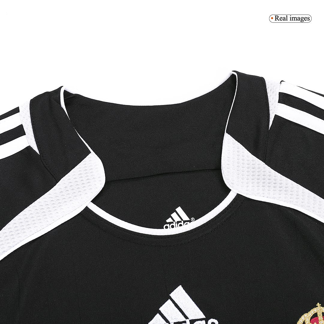 Retro Real Madrid Mens Away Soccer Jersey 2006/07 Black