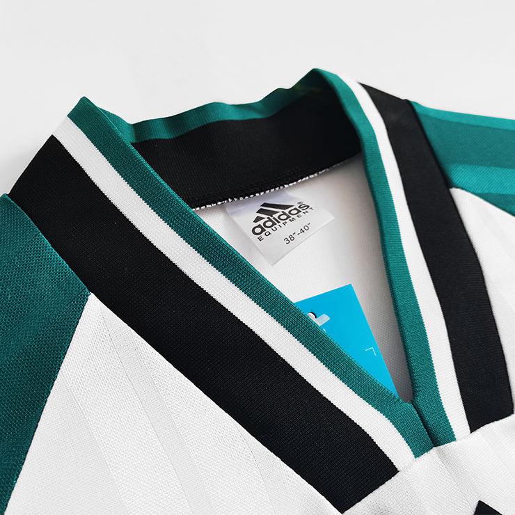 Retro Liverpool Mens Away Soccer Jersey 1993/95