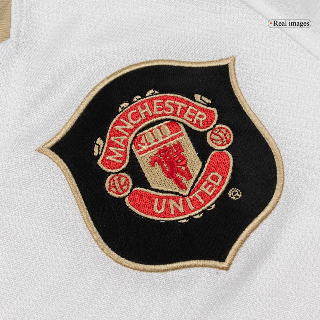 Retro Manchester United Mens Away Soccer Jersey 2006/07 White