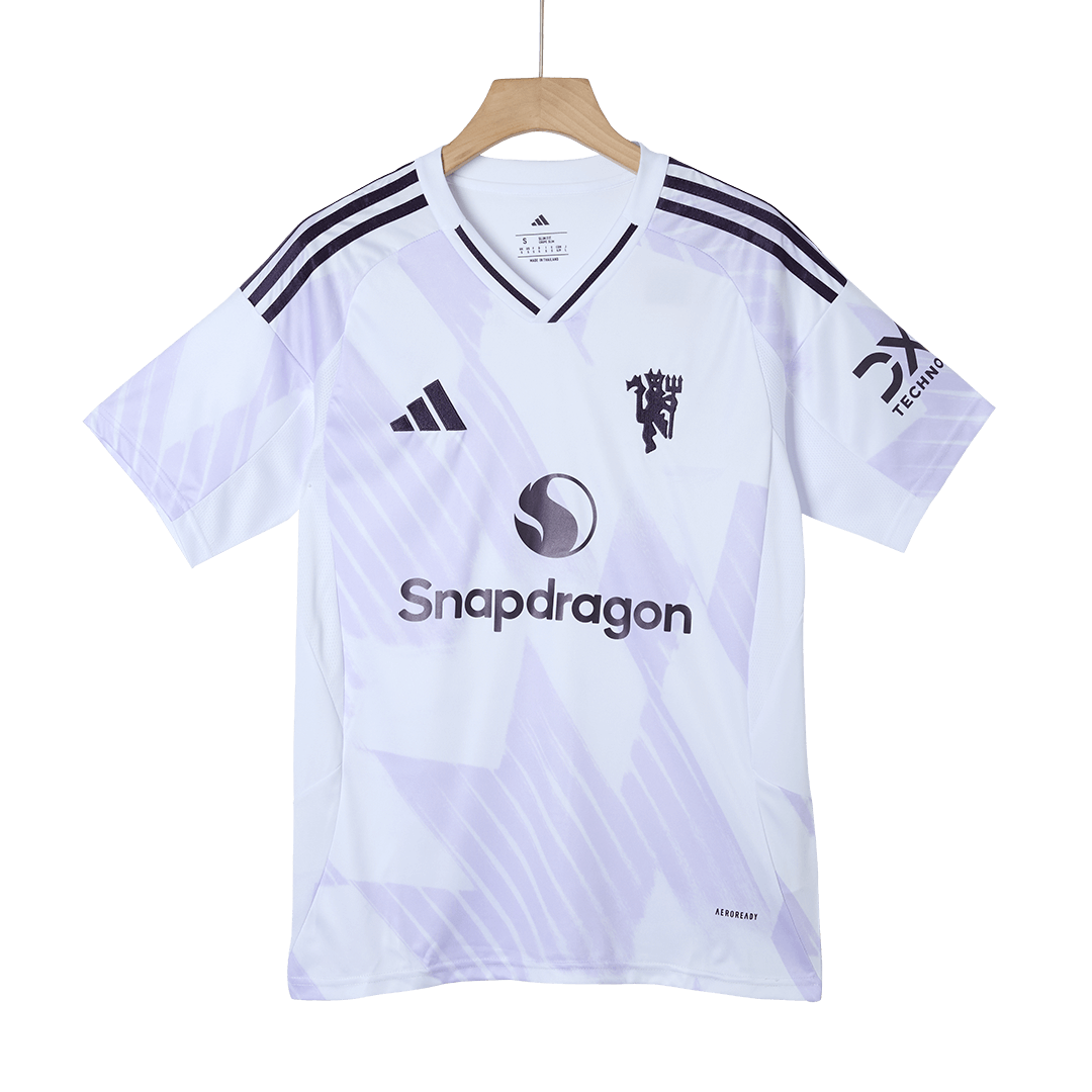 B.FERNANDES #8 Manchester United Mens Away Soccer Jersey 2025/26 White
