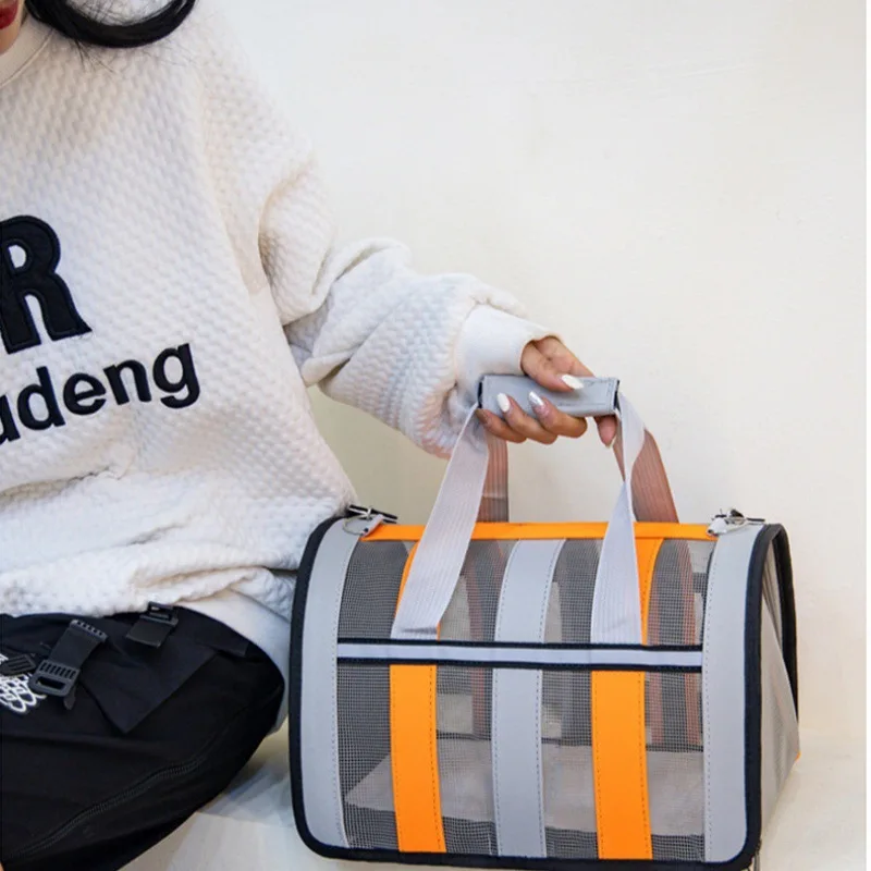 Large Capacity Foldable Pet Carrier Bag Breathable Crossbody Handbag Backpack Outdoor Travel Bag for Cats Dogs Wholesale-MOXMALL
